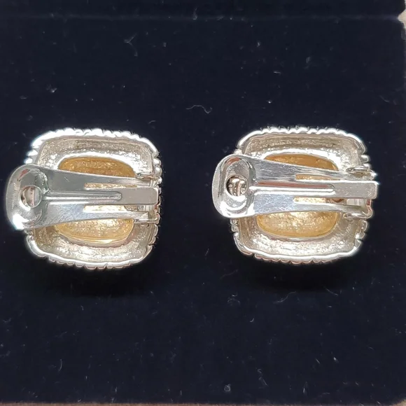 Navajo-look clip earrings - Picture 2 of 3